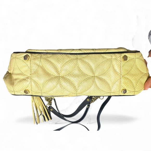 Vintage! Eric Javits quilted leather shoulder bag in tan with black patent trim - Picture 5 of 13